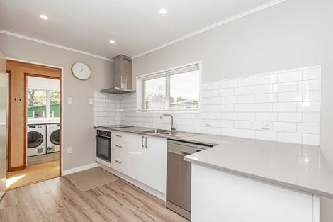 Photo of property in 38 Abraham Crescent, Milson, Palmerston North, 4414