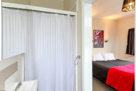 Photo of property in 5 Atiawa Street, Glen Avon, New Plymouth, 4312