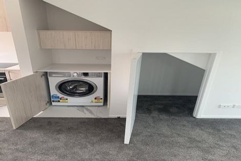 Photo of property in 1/2 Jadewynn Drive, Massey, Auckland, 0614