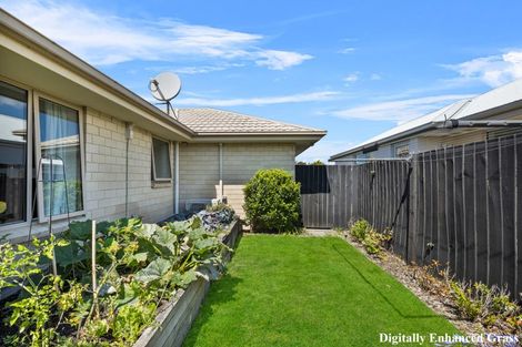 Photo of property in 1 Iti Place, Parklands, Christchurch, 8083