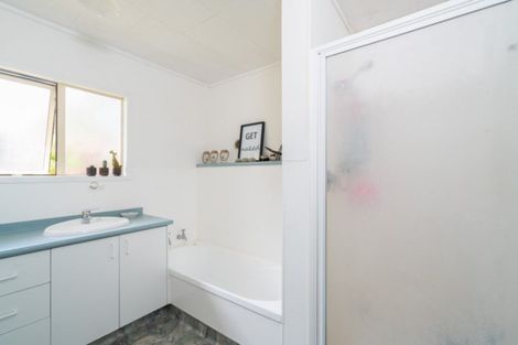 Photo of property in 3/504 Mapara Road, Acacia Bay, Taupo, 3385