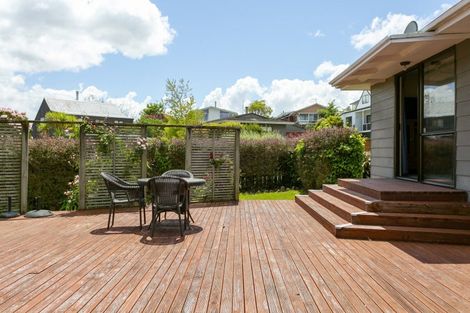 Photo of property in 6 Holland Grove, Richmond Heights, Taupo, 3330