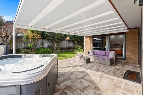 Photo of property in 7 Gibson Place, Papamoa Beach, Papamoa, 3118