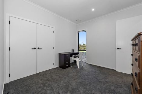 Photo of property in 24 The Meadows Drive, Flagstaff, Hamilton, 3210