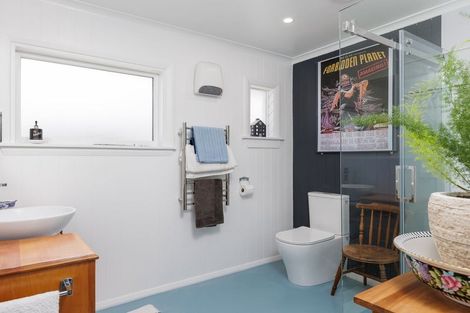 Photo of property in 6 Studholme Street, Waimate, 7924