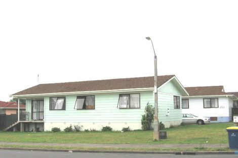 Photo of property in 22 Armada Drive, Ranui, Auckland, 0612