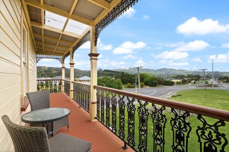 Photo of property in 1 Coach Road, Fairfield, Dunedin, 9018