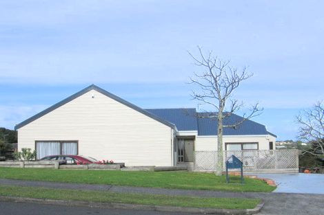 Photo of property in 44 Calluna Crescent, Totara Heights, Auckland, 2105