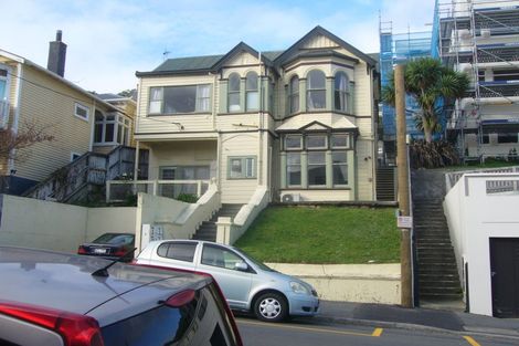 Photo of property in 4 Hawker Street, Mount Victoria, Wellington, 6011