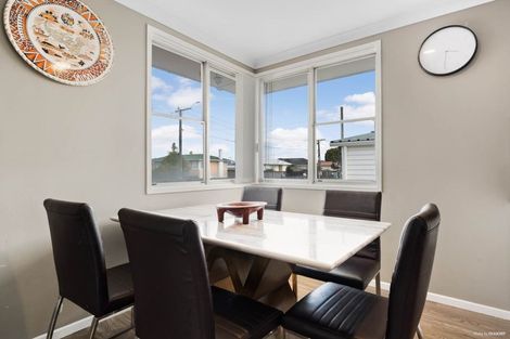 Photo of property in 30 James Street, Mangere East, Auckland, 2024