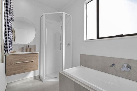 Photo of property in 48a Glenroy Street, Woolston, Christchurch, 8062