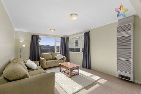 Photo of property in 5 Tyrone Grove, Wainuiomata, Lower Hutt, 5014