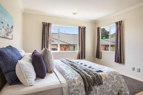 Photo of property in 3 Routeburn Avenue, Aotea, Porirua, 5024