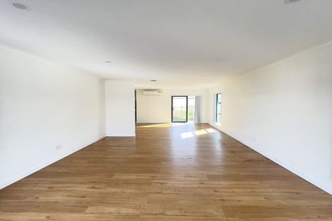 Photo of property in 127b Russell Road, Manurewa, Auckland, 2102