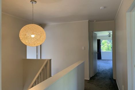 Photo of property in 2/20 Lagoon Way, West Harbour, Auckland, 0618