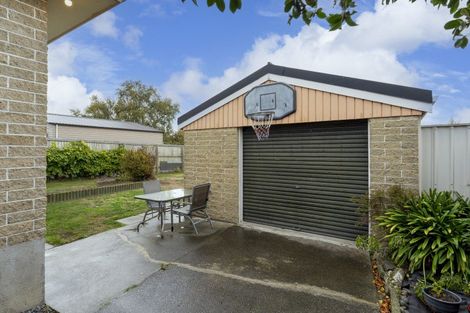 Photo of property in 209 Burwood Road, Burwood, Christchurch, 8083