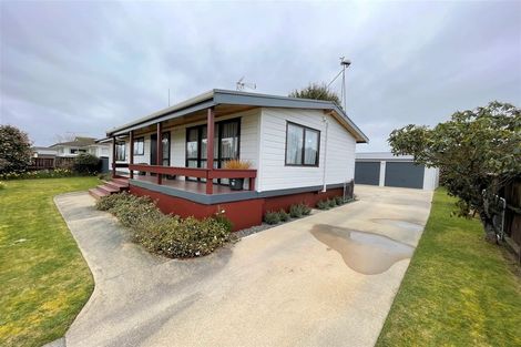 Photo of property in 22 Waianiwa Place, Tokoroa, 3420