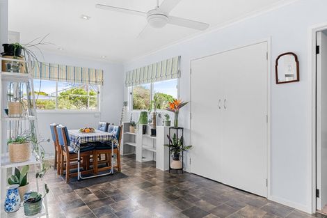 Photo of property in 59 The Centre, Waipu, 0510