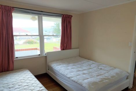 Photo of property in 25-35 Butler Street, Naenae, Lower Hutt, 5011
