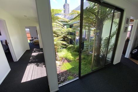 Photo of property in 9 Truscott Grove, Awapuni, Palmerston North, 4412