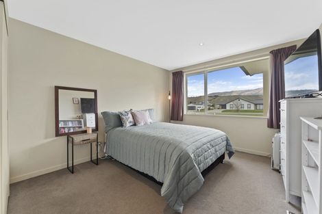 Photo of property in 3 De Bettencor Place, Mount Pisa, Cromwell, 9383