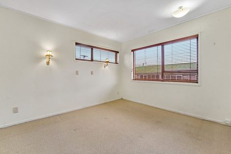 Photo of property in 2/3 Omana Road, Milford, Auckland, 0620