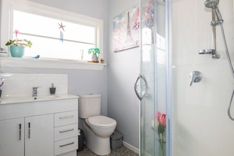 Photo of property in 11 Cameron Street, Seaview, Timaru, 7910