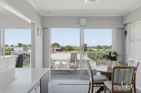 Photo of property in 4 Laing Place, Otumoetai, Tauranga, 3110