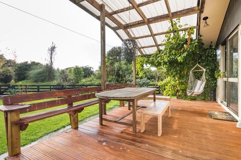 Photo of property in 24 Gorton Street, Bulls, 4818