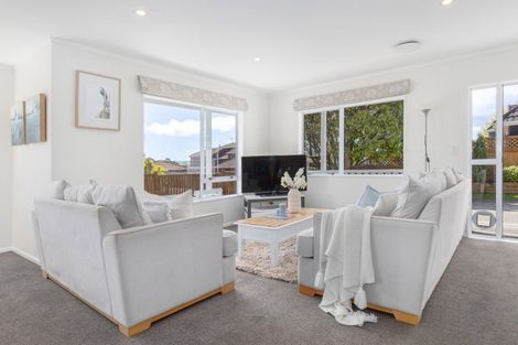 Photo of property in 33 Spyglass Lane, Whitby, Porirua, 5024
