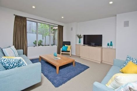 Photo of property in 1 Tay Street, Mount Maunganui, 3116