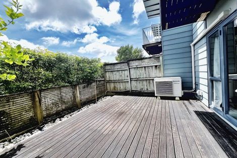 Photo of property in 23/8 Soljak Place, Mount Albert, Auckland, 1025