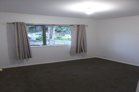 Photo of property in 12 Seaton Road, Murrays Bay, Auckland, 0630
