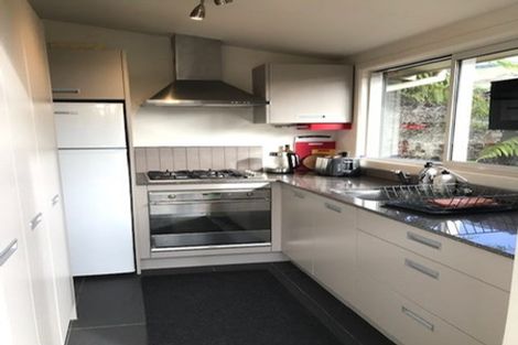 Photo of property in 8 Ocean View Terrace, Sumner, Christchurch, 8081