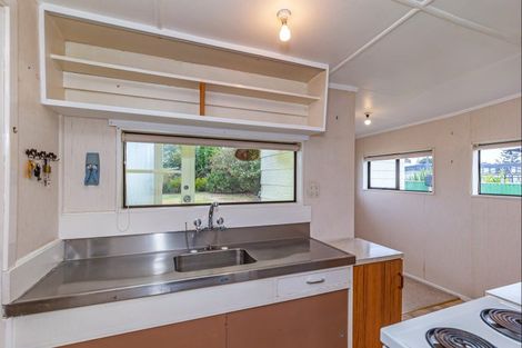 Photo of property in 55 Koputara Road, Himatangi Beach, Foxton, 4891