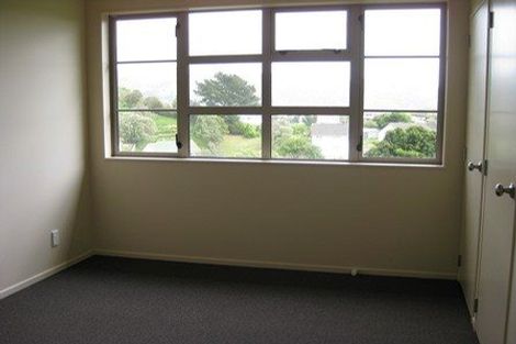 Photo of property in 34 Hereford Street, Cannons Creek, Porirua, 5024