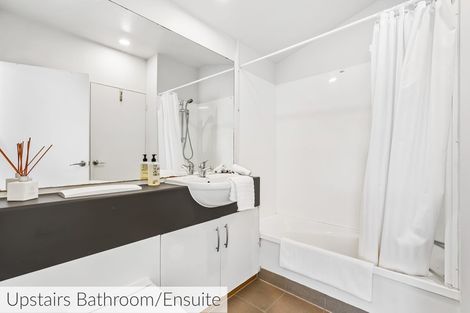 Photo of property in 16 Dovedale Place, Parnell, Auckland, 1010