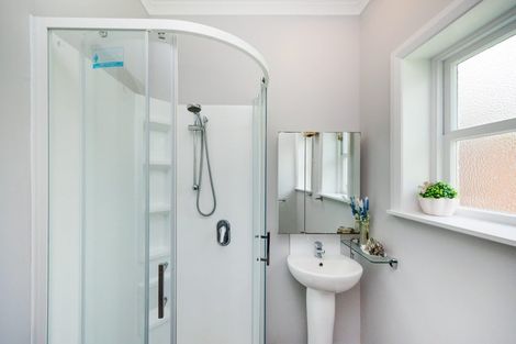 Photo of property in 210 College Street, West End, Palmerston North, 4412