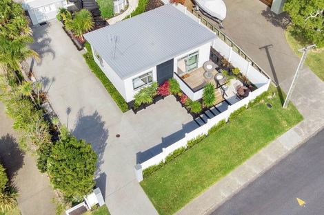 Photo of property in 50a Killarney Avenue, Torbay, Auckland, 0630