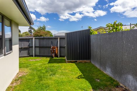 Photo of property in 8 Carteret Place, Aranui, Christchurch, 8061