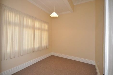 Photo of property in 20 Faraday Street, Hospital Hill, Napier, 4110