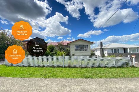 Photo of property in 2/2 Aotea Road, Glen Eden, Auckland, 0602