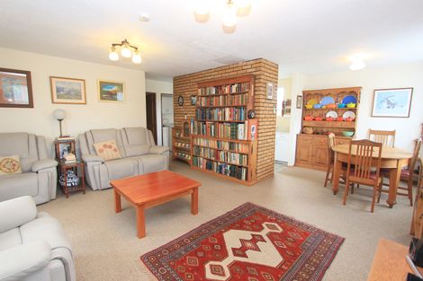Photo of property in 60c Mclauchlan Street, Springlands, Blenheim, 7201