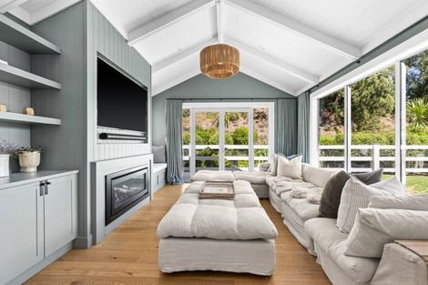 Photo of property in 12 Taruna Place, Havelock North, 4130