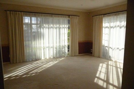 Photo of property in 16 Dairyland Drive, East Tamaki Heights, Auckland, 2016