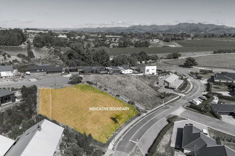 Photo of property in 36 Golf View Close, Fairhall, 7272