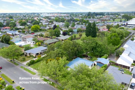 Photo of property in 14 Ramore Place, Redwood, Christchurch, 8051