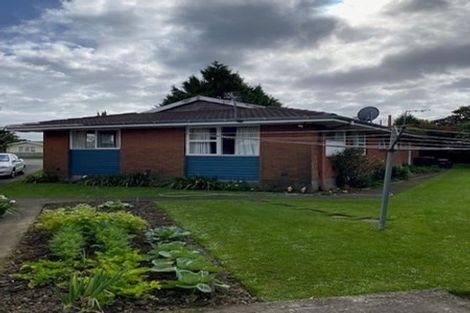 Photo of property in 24 La Perouse Place, Northcote, Christchurch, 8052