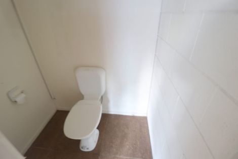 Photo of property in 1/198 Onewa Road, Birkenhead, Auckland, 0626