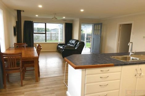 Photo of property in 27 East Bank Road, Thornton, Whakatane, 3193